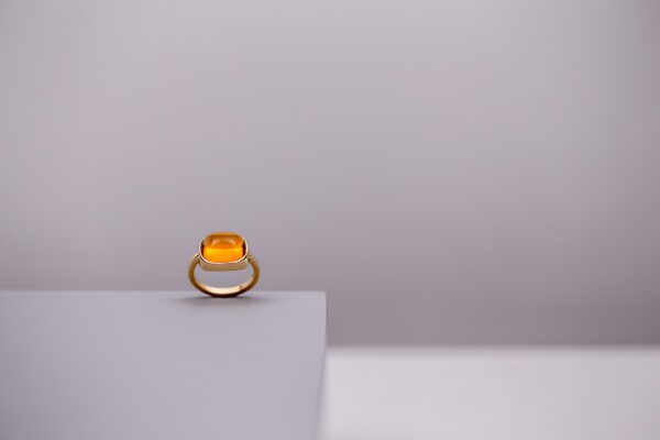 Cabochon Citrine & 18ct Yellow Gold Ring - Image 4